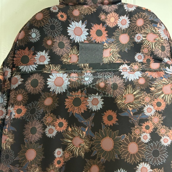 Adidas Dark Floral Crossbody Bag - Picture 4 of 10